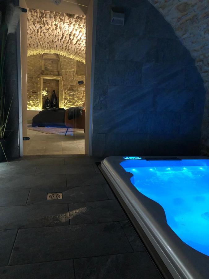 jaccuzi&spa des caves Stanislas Nancy Esterno foto